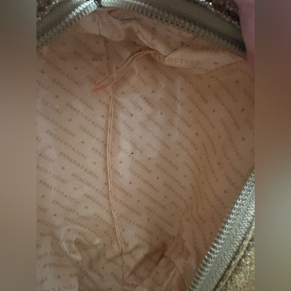 Juicy Couture vintage gold makeup bag - Picture 4 of 4